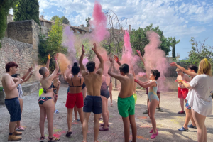 Holi fest a les colònies Prader-Willi Cat